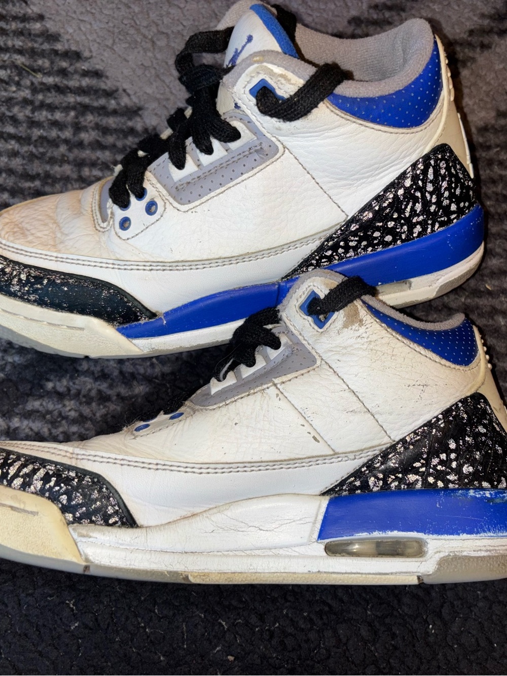 Jordan Kids White, Blue & Black Retro Basketball Sneakers